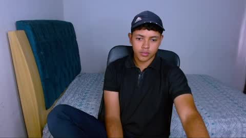 Snapshot of levii_7 chatting on 03.30.26 0600AM-1200PM - online show from 03.30.26