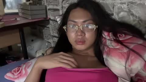 Hev Lexi online show from 03.08.25