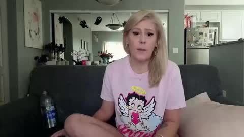 Lexi online show from 11.02.25