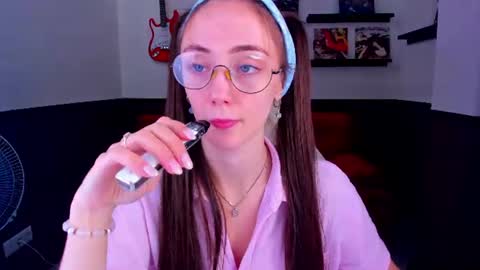Lexi GTM2 MonWedThurSatSun 1000am-400pm online show from 07.26.26