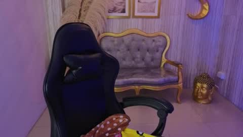 Lexie  online show from 04.01.26