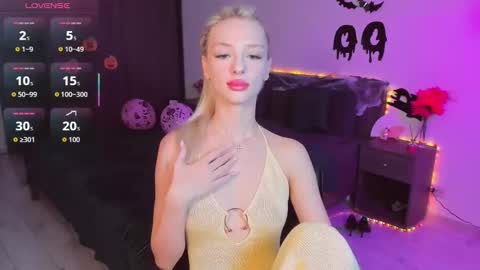 lexieblonde online show from 10.29.25