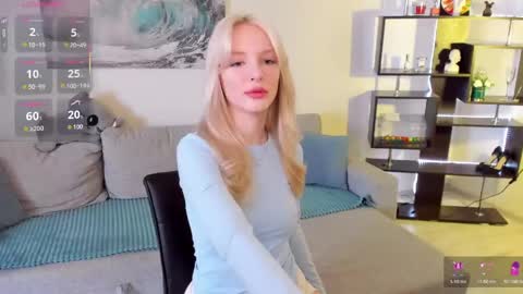 Snapshot of lexieblonde chatting on 04.14.26 lexieblonde online show from 04.14.26