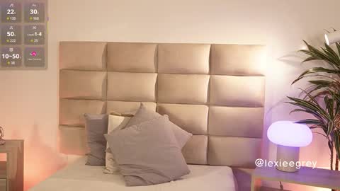 Lexie  online show from 02.03.26