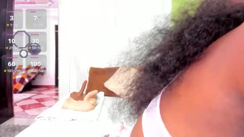 Lexieegrey online show from 10.06.25