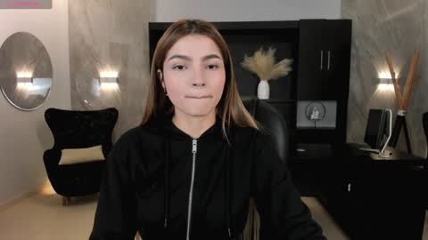 Lexie  online show from 12.30.24