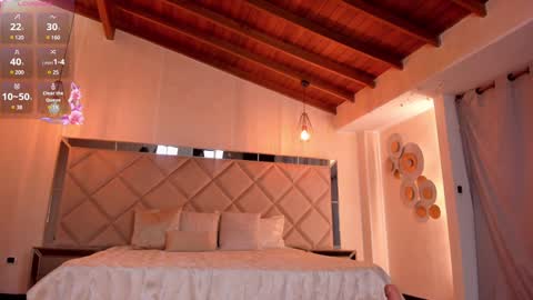 Lexie  online show from 01.10.25