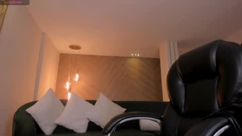 Lexie  online show from 01.18.25