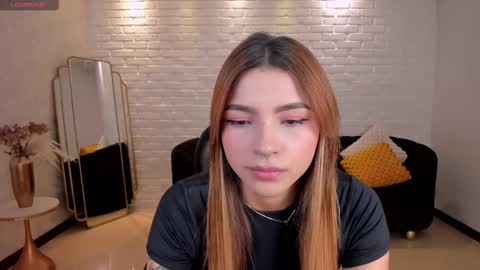 Lexie  online show from 02.11.25