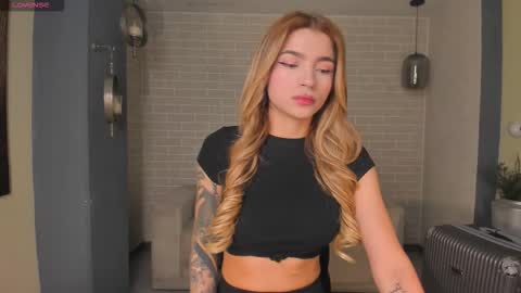 Lexie  online show from 02.21.26