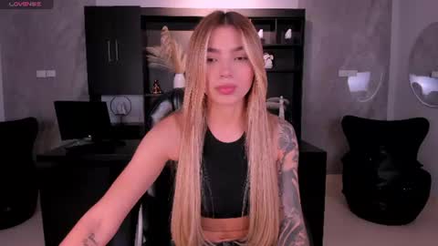 Lexie  online show from 07.25.26