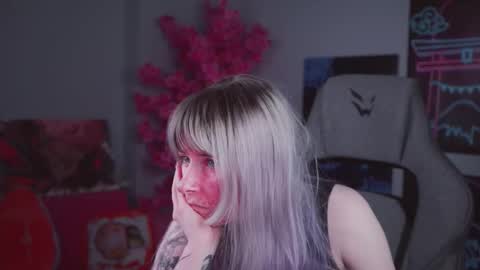 Snapshot of lexiwenford chatting on 03.20.26 Lexi Wenford NO NUDE GODDESS online show from 03.20.26