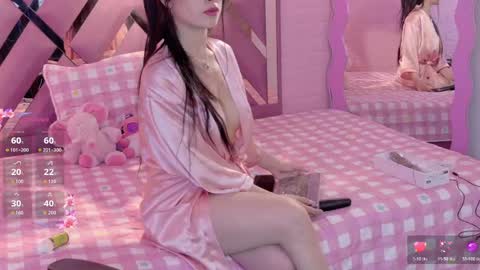 Snapshot of lexy_cute1 chatting on 05.01.26 LEXY online show from 05.01.26