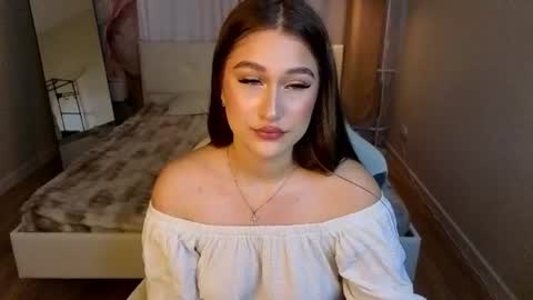 Snapshot of lexy_gilbert chatting on 07.28.26 Lexy Gilbert online show from 07.28.26