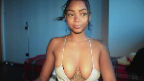 Snapshot of lexy_squirt_queen chatting on 04.22.26 LEXY - Independent account online show from 04.22.26