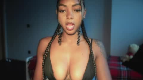 Snapshot of lexy_squirt_queen chatting on 05.30.26 LEXY - Independent account online show from 05.30.26