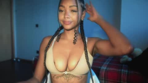 Snapshot of lexy_squirt_queen chatting on 05.31.26 LEXY - Independent account online show from 05.31.26