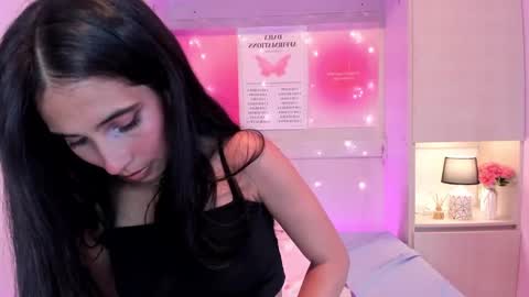 L I A  online show from 09.28.25