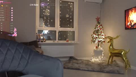 Snapshot of leyaloveee chatting on 12.29.24 Your Leya online show from 12.29.24