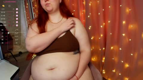 Snapshot of leyaloveee chatting on 06.05.26 Your Leya online show from 06.05.26
