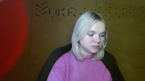 Snapshot of leyla_le chatting on 01.16.26 Leyla online show from 01.16.26