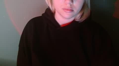 Snapshot of leyla_le chatting on 02.11.26 Leyla online show from 02.11.26