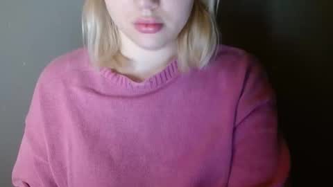 Snapshot of leyla_le chatting on 02.13.26 Leyla online show from 02.13.26