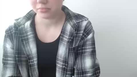 Snapshot of leyla_le chatting on 02.27.26 Leyla online show from 02.27.26