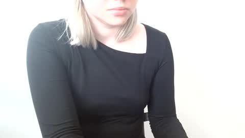 Leyla online show from 03.15.26