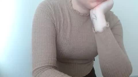 Snapshot of leyla_le chatting on 05.09.26 Leyla online show from 05.09.26