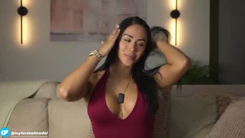 Snapshot of leyla_steel chatting on 06.16.26 INSTA leylasteel model online show from 06.16.26