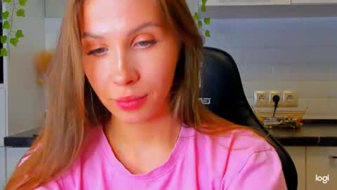 Leila online show from 07.14.26
