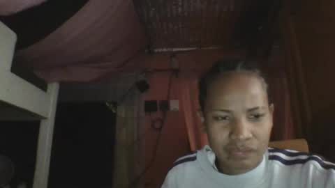 Snapshot of lezleywood chatting on 11.03.25 LezleyWood online show from 11.03.25