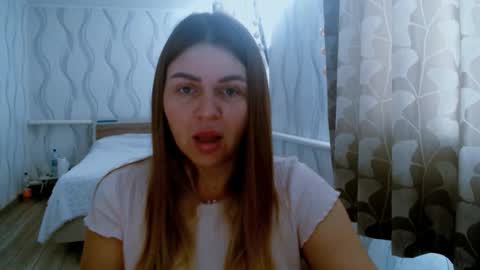 Snapshot of li_lit chatting on 02.19.26 li_lit online show from 02.19.26