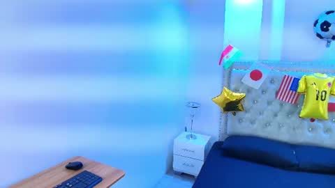 Lia  online show from 06.18.26