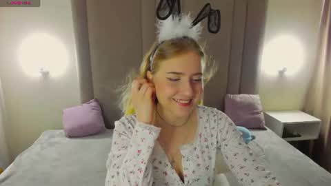 Snapshot of lia_candyyy chatting on 07.10.26 lia_candyyy online show from 07.10.26