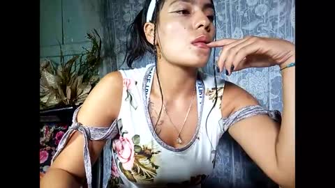 Lia online show from 10.20.25