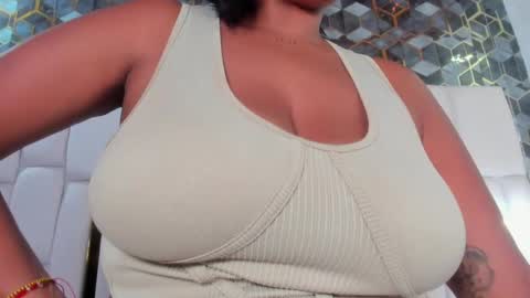 lia_mariana online show from 04.02.26