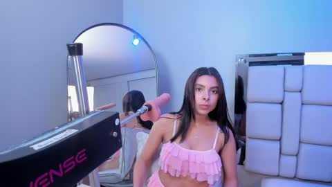 lia_owenss online show from 05.17.26