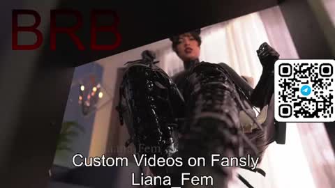 Snapshot of lia_owo chatting on 07.23.26 Liana online show from 07.23.26