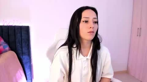 Little Queen Lia  online show from 01.06.25