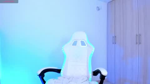 Little Queen Lia  online show from 02.04.25