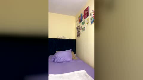 Little Queen Lia  online show from 01.11.26