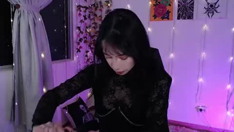 Liaa  online show from 07.08.26