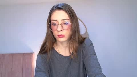 Snapshot of liaaa___ chatting on 12.29.24 Lia online show from 12.29.24