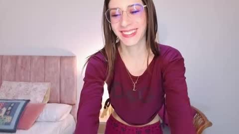 Snapshot of liaaa___ chatting on 02.05.25 Lia online show from 02.05.25