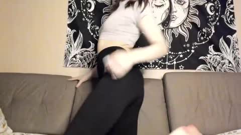 Snapshot of liabanny chatting on 01.10.25 Julia  online show from 01.10.25