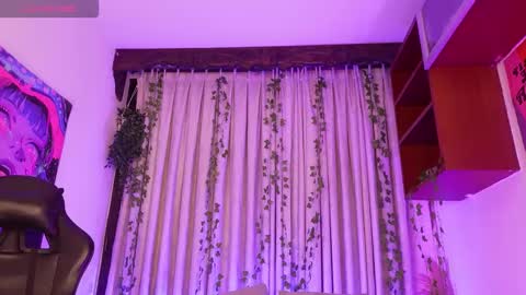 Lia online show from 02.04.26