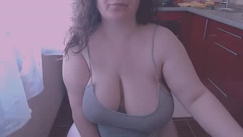 miss Lia  colection for travel online show from 06.21.26