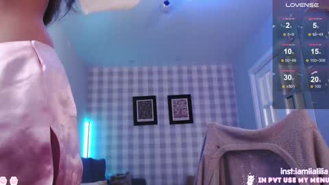 Snapshot of lialilia chatting on 02.14.25 lialilia online show from 02.14.25